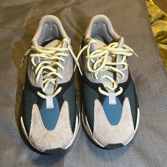 Yeezy boost 700 wave runner - Picture 1 of 7